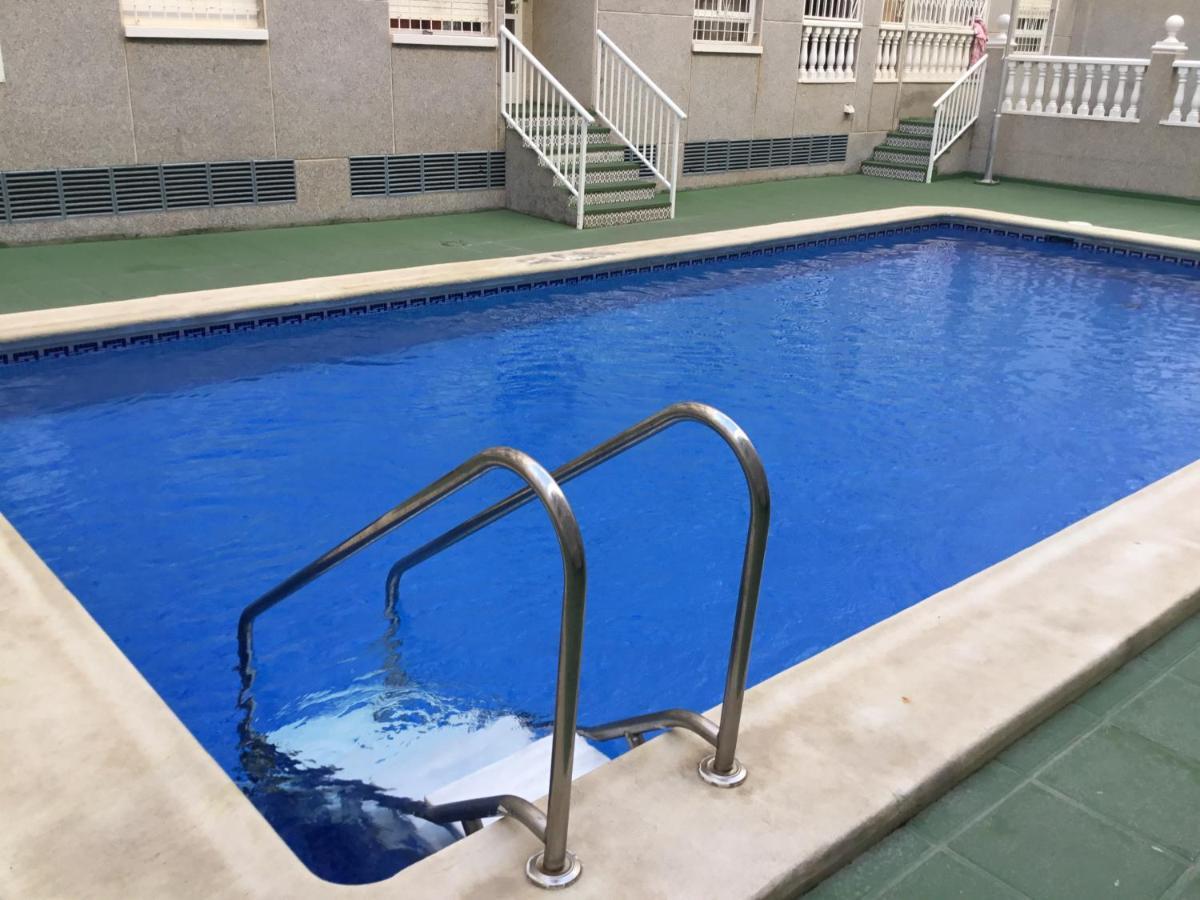 Apartament Montana Torrevieja Exteriér fotografie